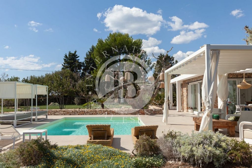 Prestigiosa villa di 160 mq in vendita, Castrignano del Capo, Provincia di Lecce, Puglia