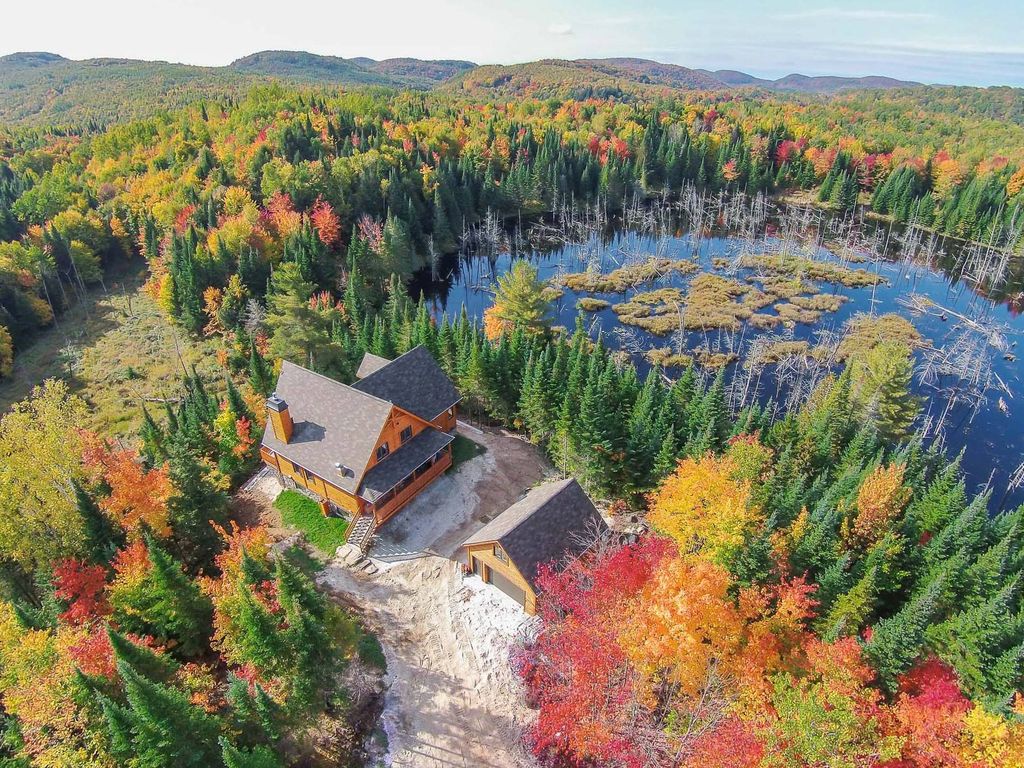 Propriété de Campagne de prestige de (19 pièces en vente Amherst, Québec 36108782