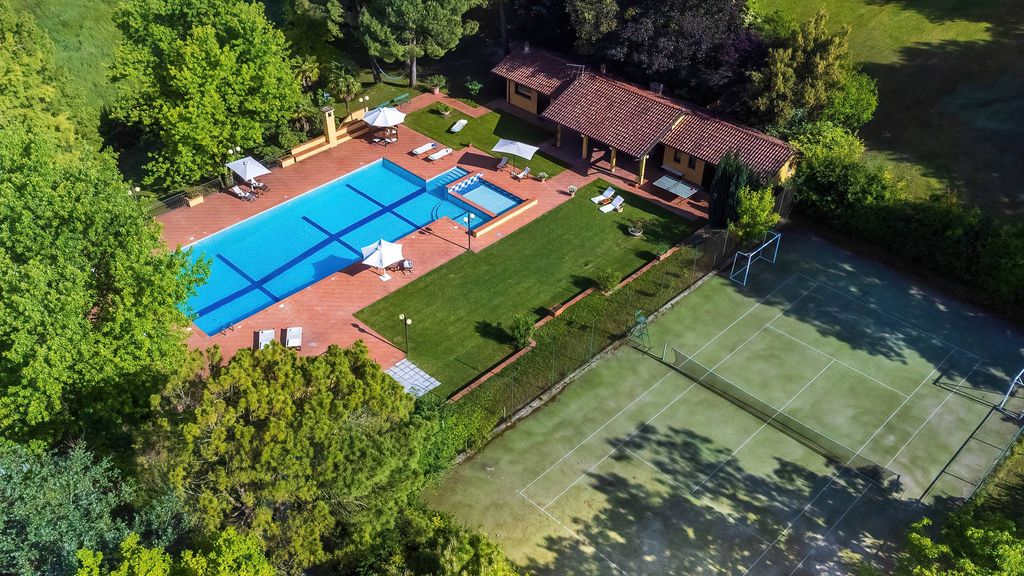 Esclusiva villa di 900 mq in vendita Fontanile, Italia
