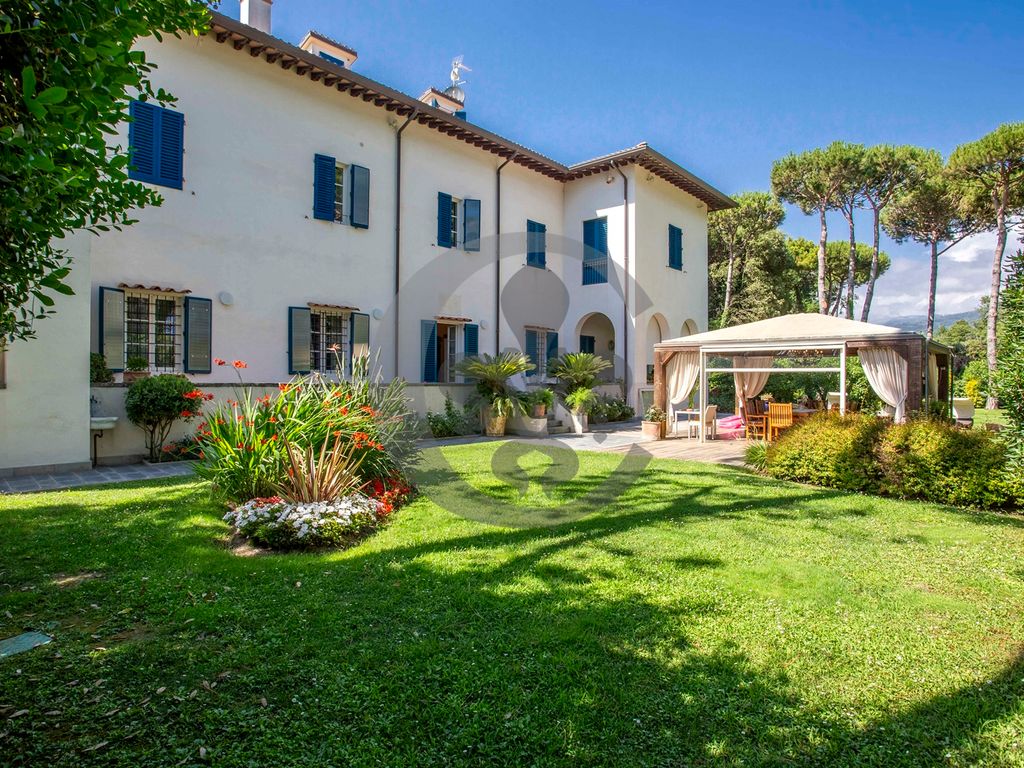 Villa di 1126 mq in vendita Via del Mare, Massa, Massa-Carrara, Toscana