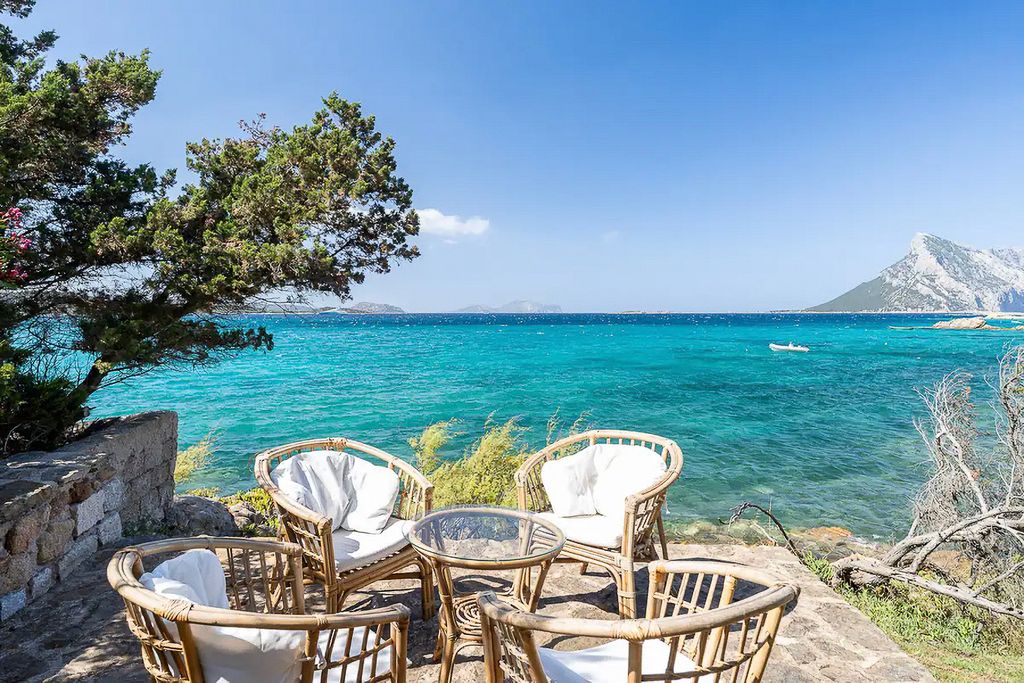 5 room luxury Villa for sale in cala girgolu, San Teodoro, Sardinia - Vista 2
