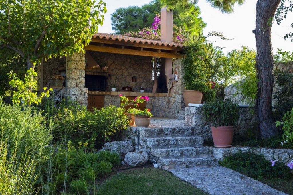 4 bedroom luxury Detached House for sale in Kranídi, Greece 127783279