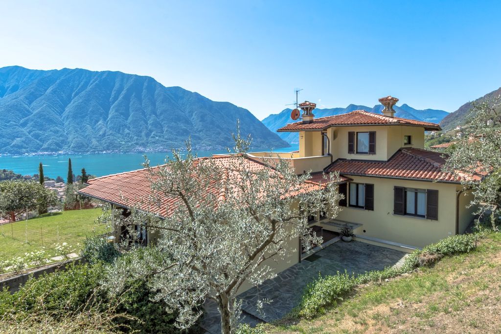 4 room luxury Villa for sale in Tremezzina, Lombardy - View 2