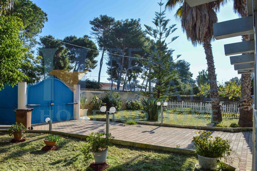 6 bedroom luxury Villa for sale in Syracuse, Italy - View 4