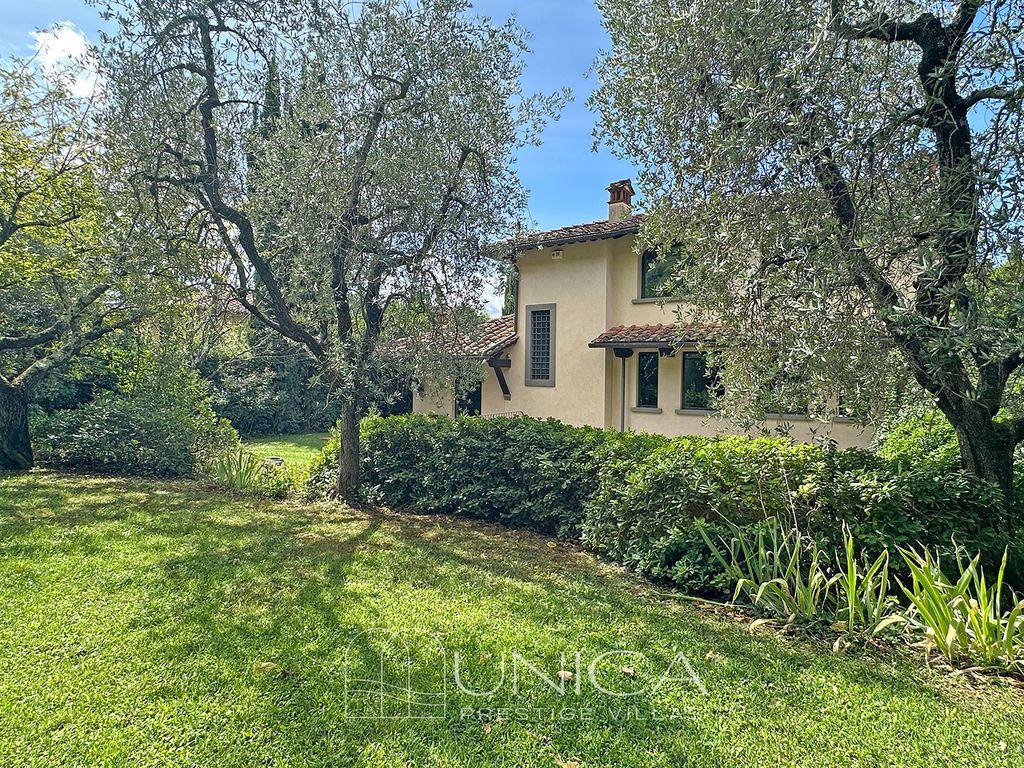Casa – Prato, Sant'Anna, I lecci - Vista 4
