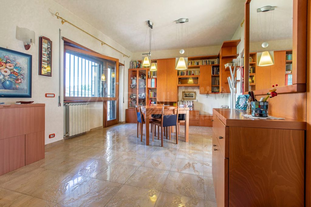 4 bedroom luxury Villa for sale in via saffo 35, Axa, Rome, Latium - Vista 5