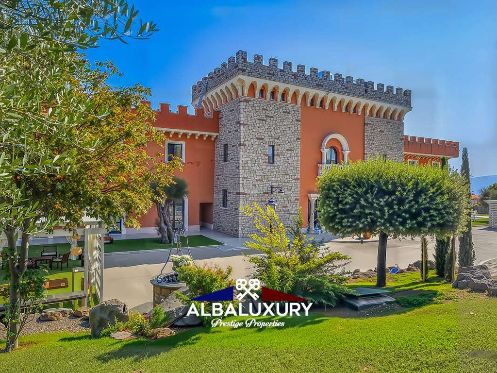 Château · Castle in Pietradefusi