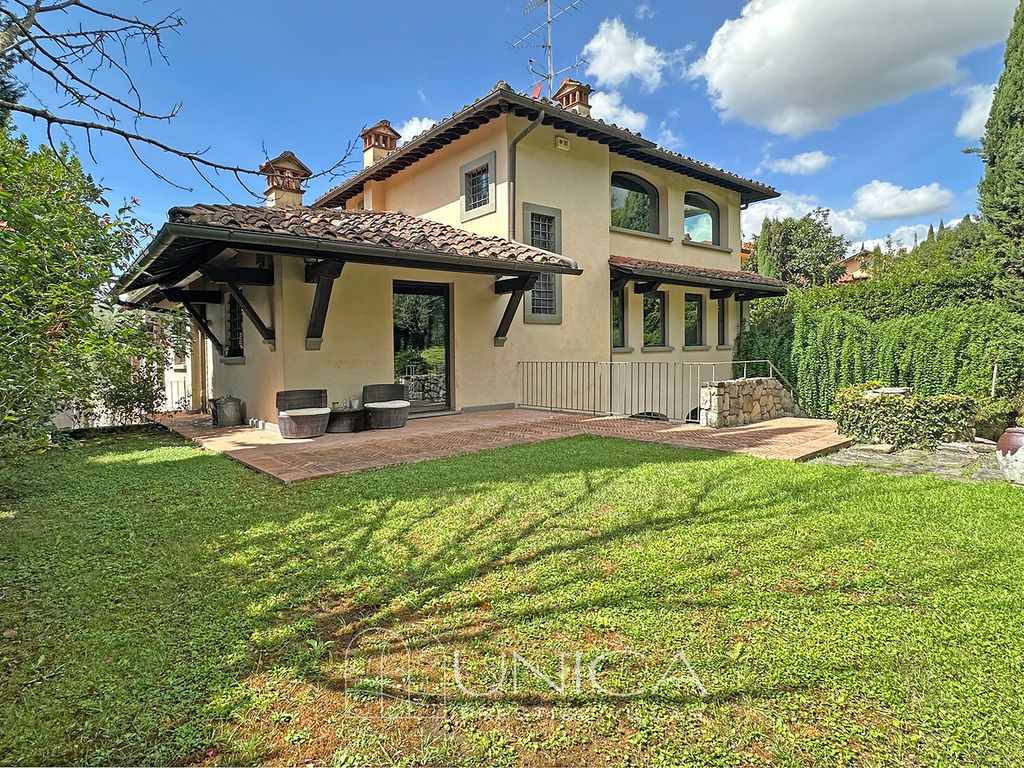 Casa – Prato, Sant'Anna, I lecci - Vista 5