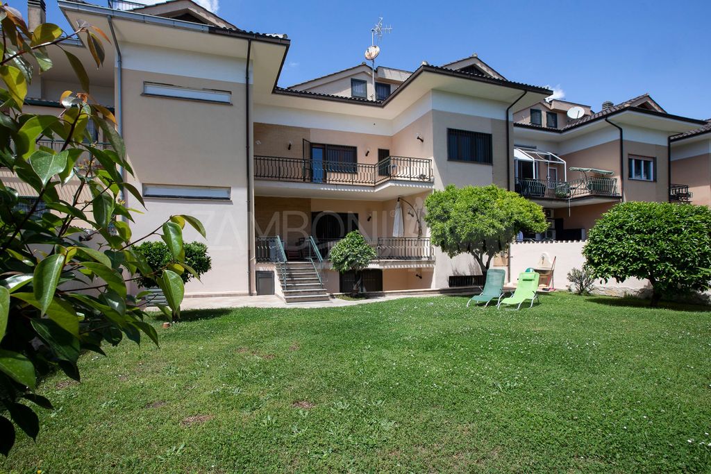 4 bedroom luxury Villa for sale in via saffo 35, Axa, Rome, Latium - Vista 6
