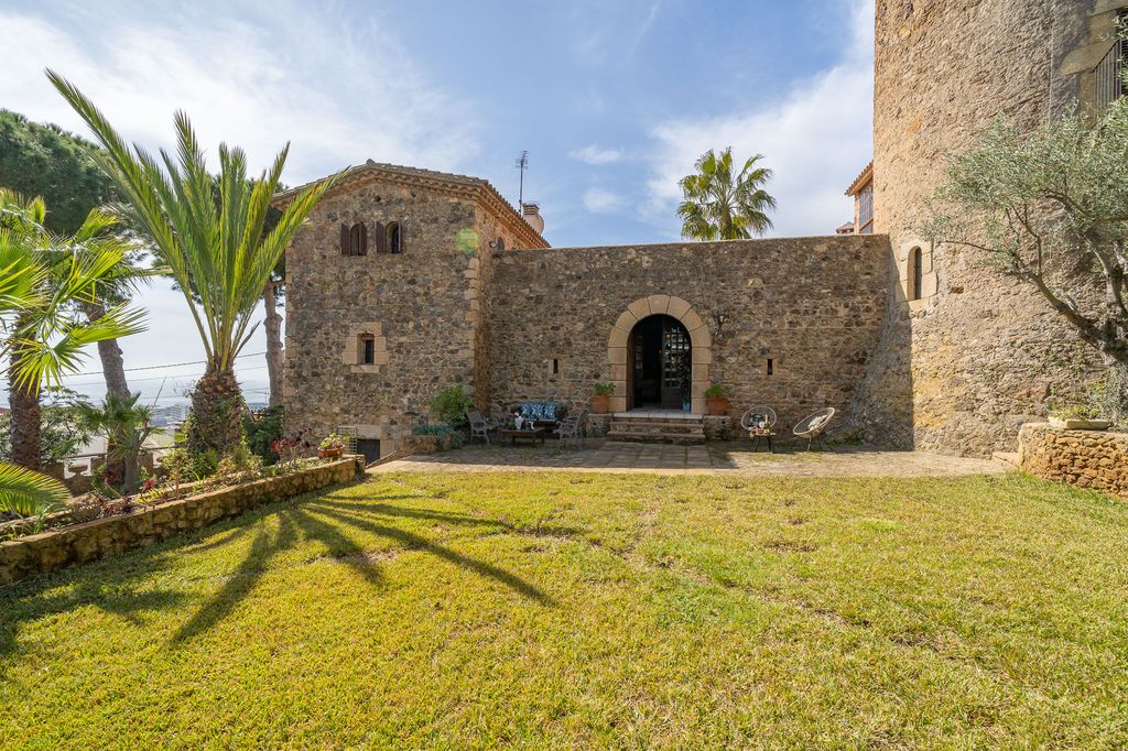 Château · Castle in Santa Susanna