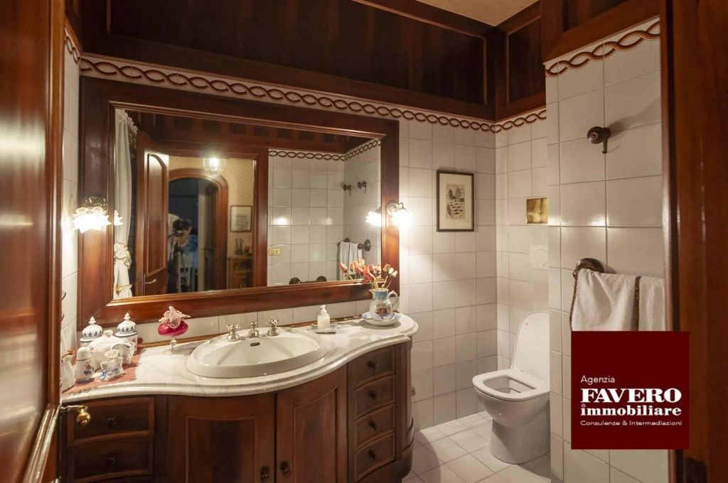 6 bedroom luxury Villa for sale in Padua, Italy - More