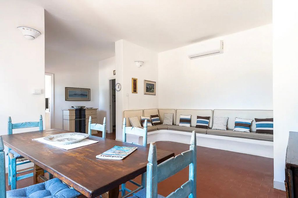 5 room luxury Villa for sale in cala girgolu, San Teodoro, Sardinia - Altro