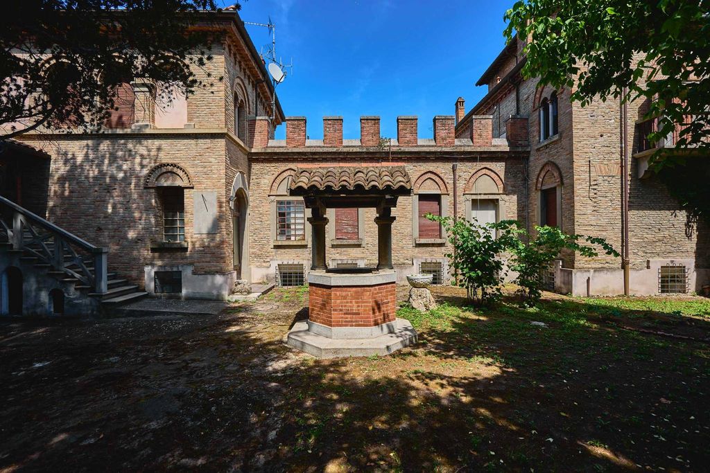 Château · Castle in Cesena