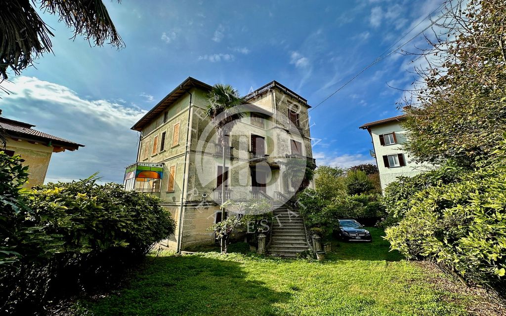 8 room luxury Villa for sale in Verbania, Piedmont - More