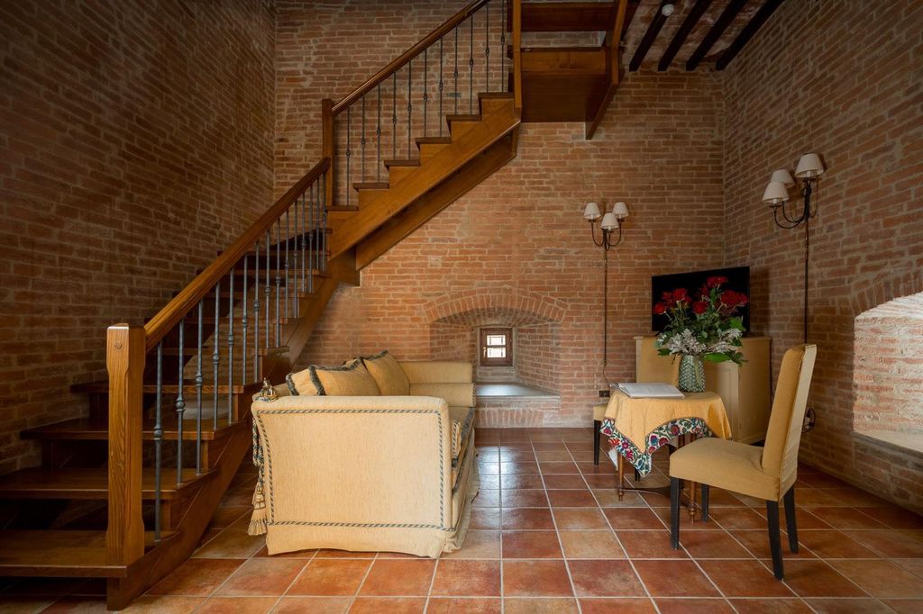 Château · Castle in Siena