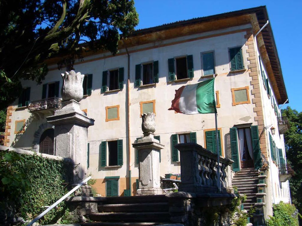 Château · Castle in Ghiffa