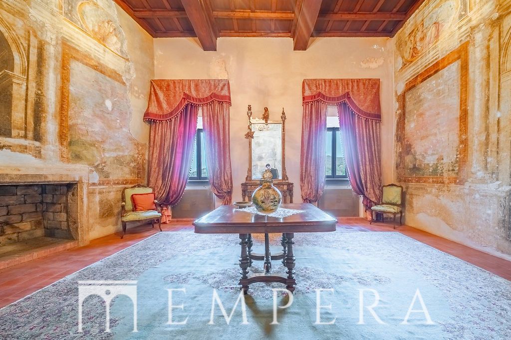 Château · Castle in San Polo dei Cavalieri