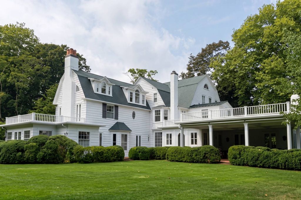 Luxury 8 bedroom Detached House for sale in Southampton, United States - 132937762 - LuxuryEstate.com