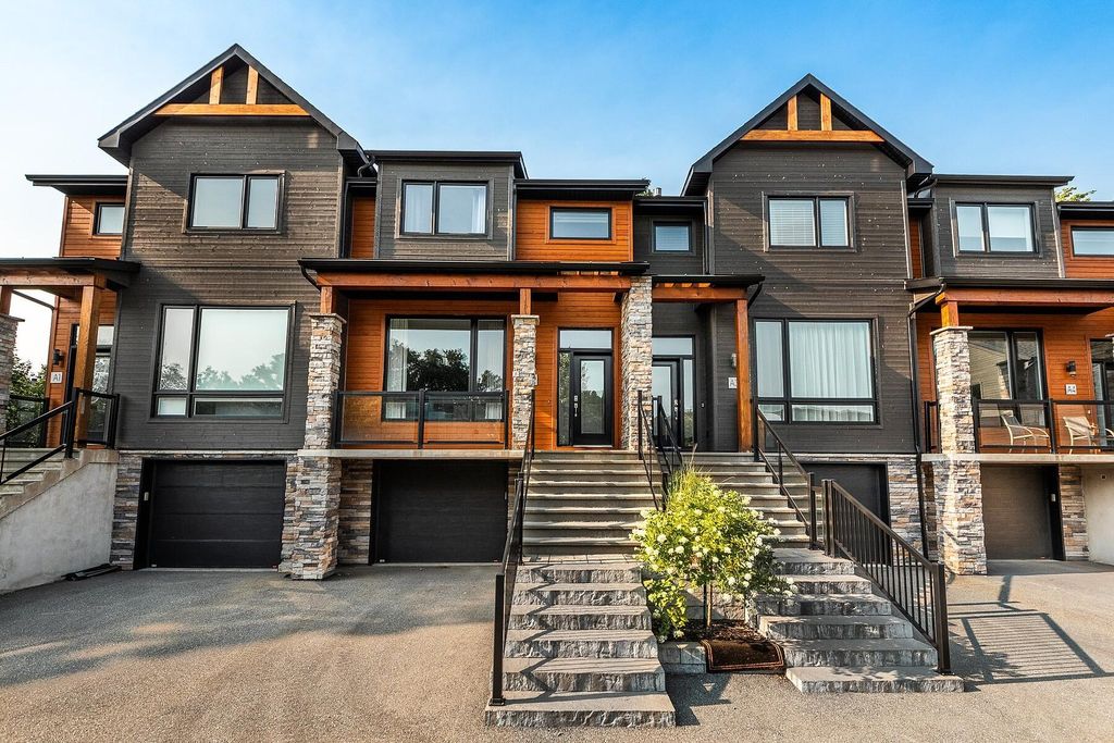 Maison de prestige de 110 m2 en vente Bromont, Québec 129162988