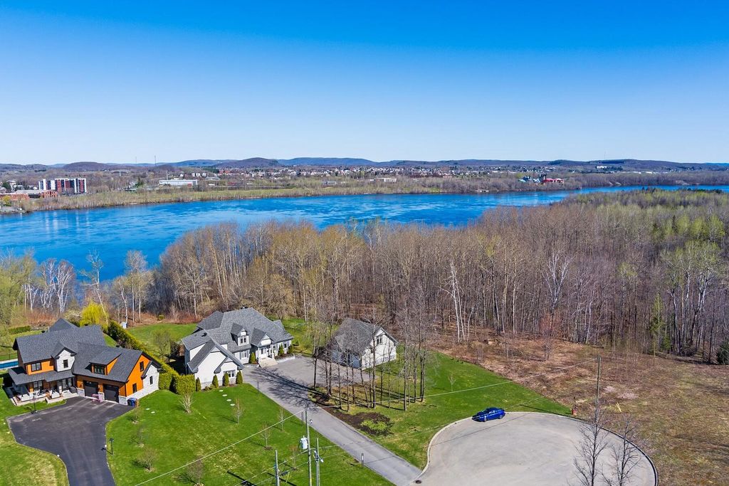 Maison de luxe en vente Shawinigan, Québec 128835959