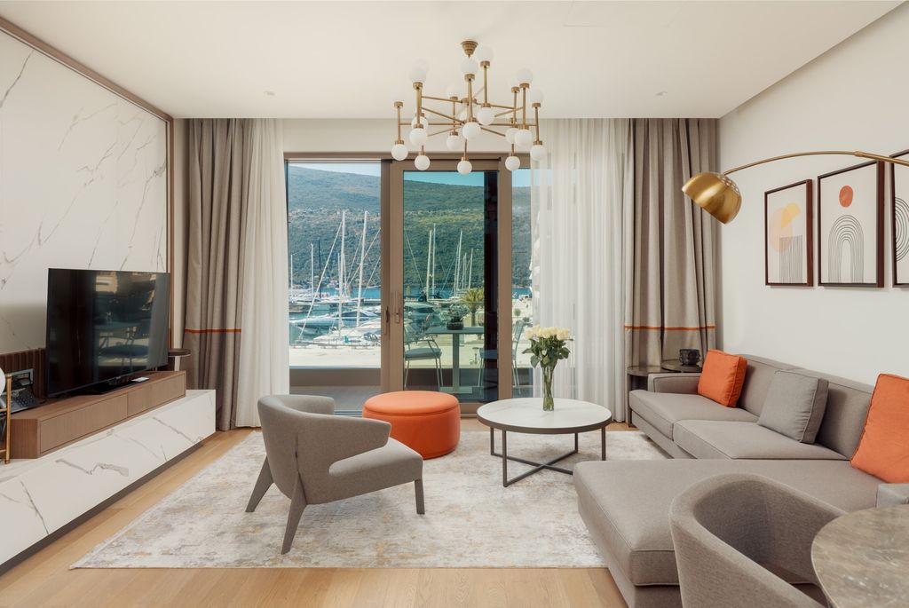 Престижная квартрира 82 м2 в продажа Херцег-Нови, Herceg Novi