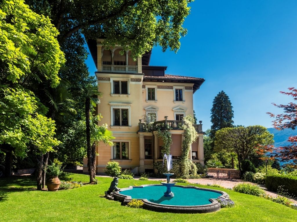 Casa Indipendente in vendita Lugano, Ticino 35358181
