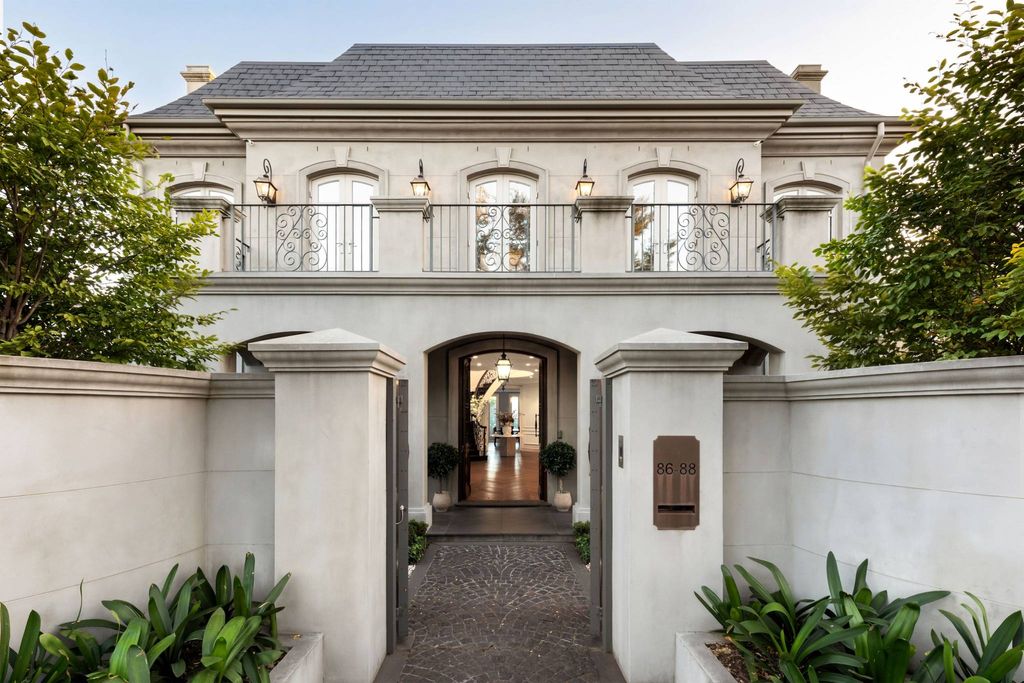 Luxury 5 room Detached House for sale in Brighton, Australia - 132589574 - LuxuryEstate.com