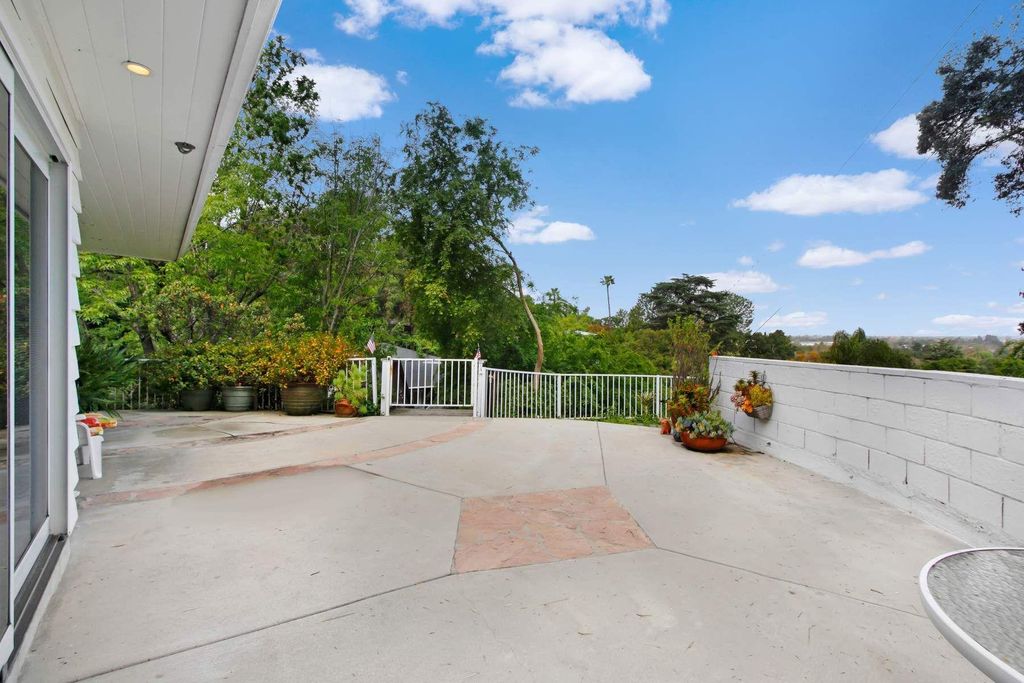 Exklusives Einfamilienhaus von 115 m2 zu verkaufen in Studio City, Los