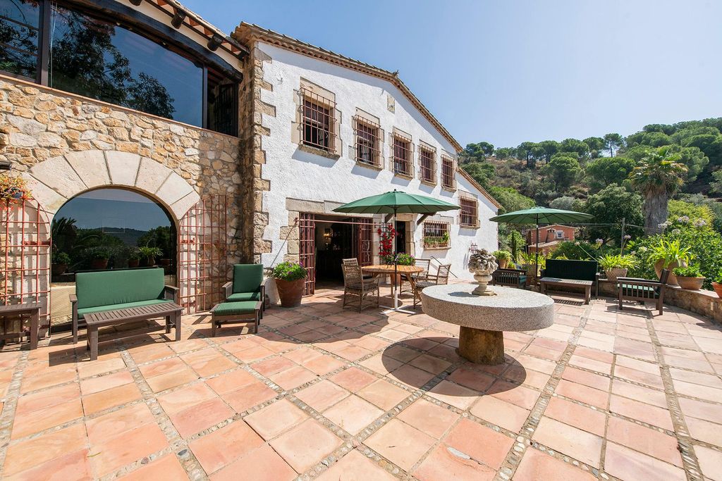 7 room luxury Villa for sale in CastellPlatja d'Aro, Spain 128374399