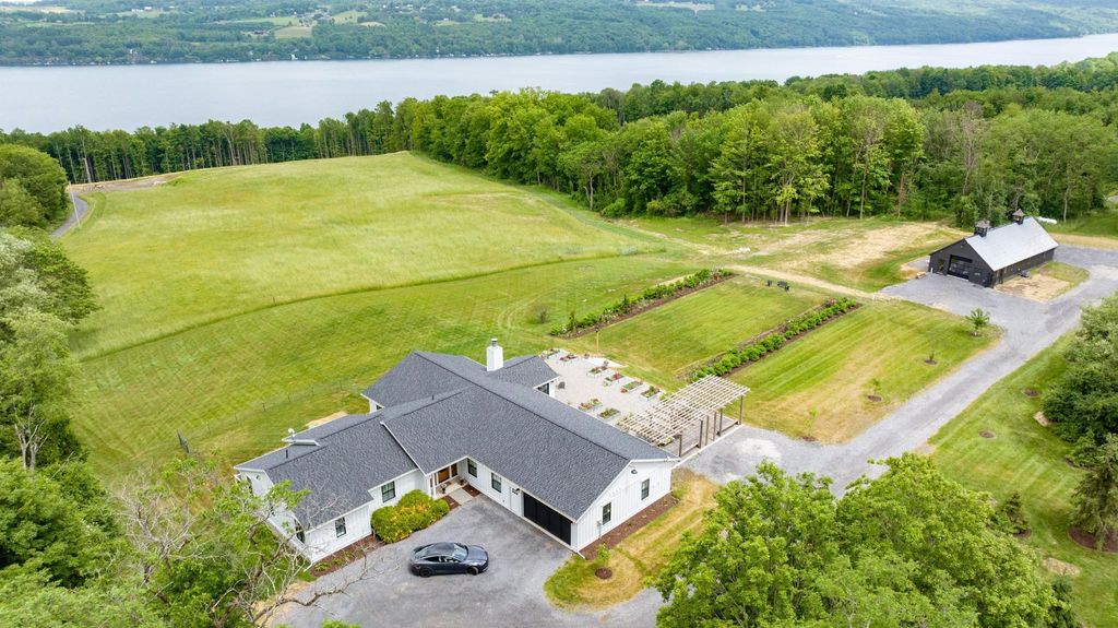5 bedroom luxury Detached House for sale in Skaneateles, New York