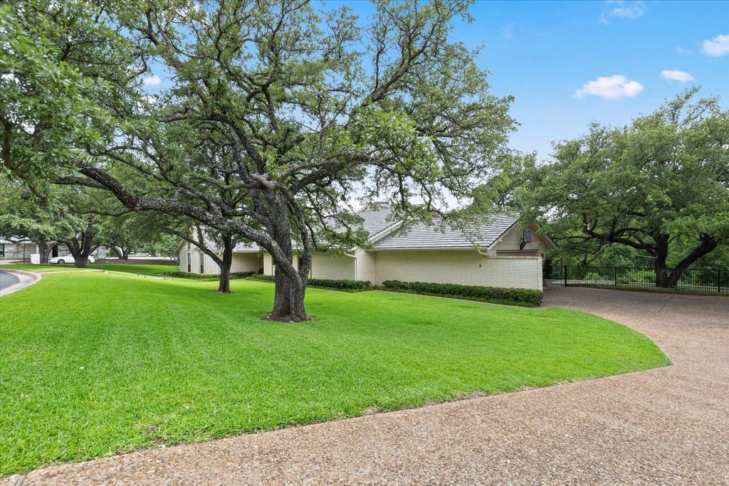 Luxury 4 bedroom Detached House for sale in Westover Hills, Texas