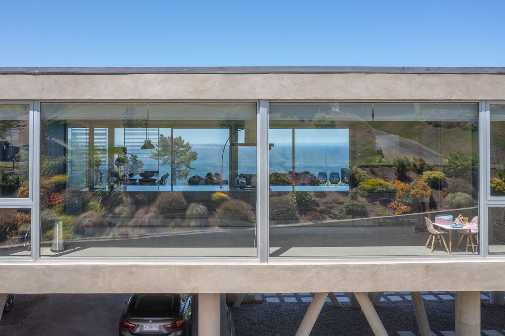 Luxury 4 bedroom Detached House for sale in Zapallar, Chile 126384285