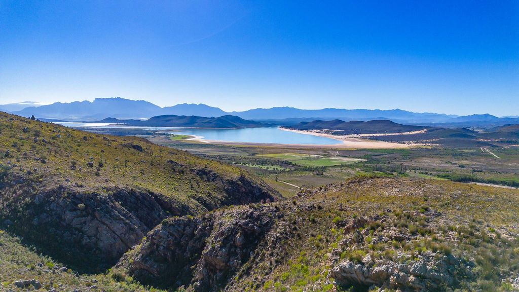 Элитный Загородный дом 22 Спальни, в продажа Franschhoek, ЮАР