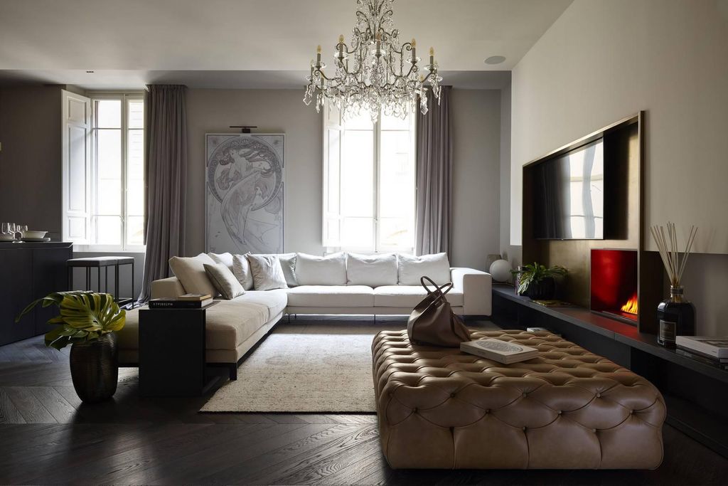 Prestigioso appartamento di 250 m² in affitto Firenze, Italia