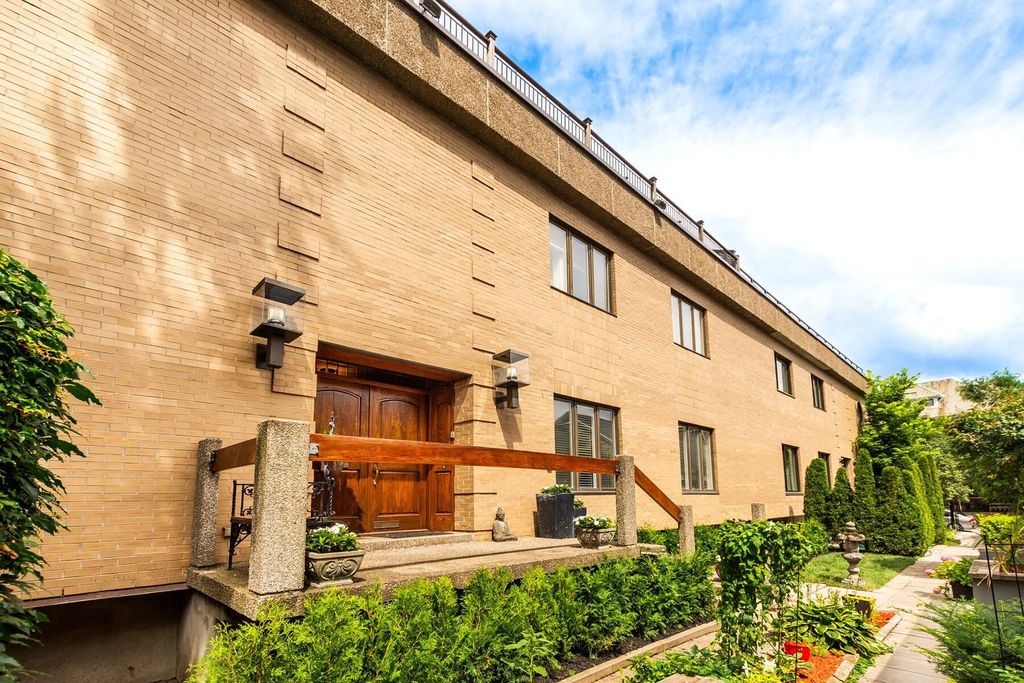 Luxury Detached House for sale in Montreal, Quebec 129191349