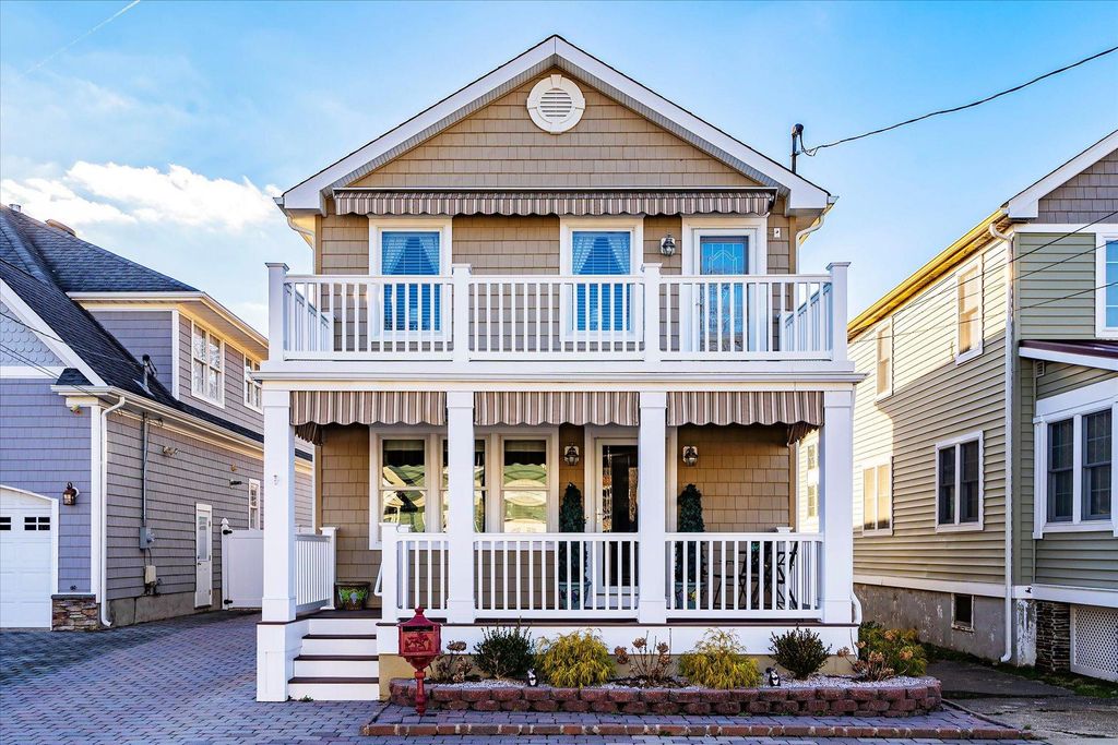 Luxury 6 room Detached House for sale in Lake Como, New Jersey