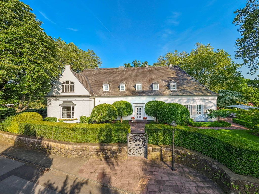 Вилла в продажа Meerbusch, Германия