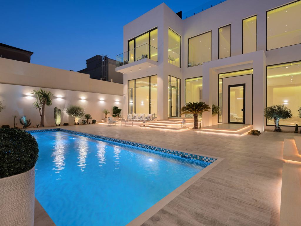 Villa de luxe de 5 chambres en vente Dubaï - 42620321 | LuxuryEstate.com