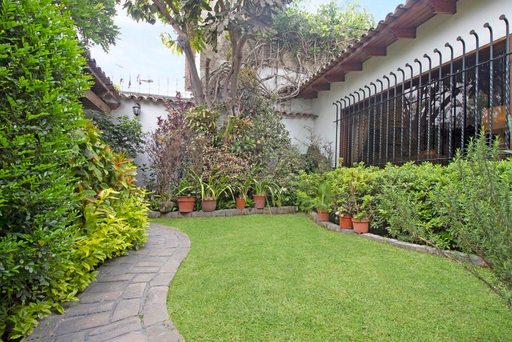 3 bedroom luxury Detached House for sale in Lima, Provincia de Lima