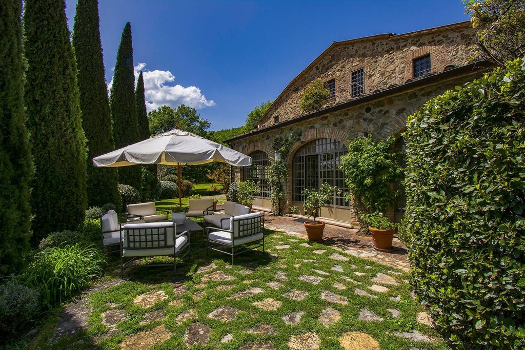 Prestigiosa Casa Indipendente di 541 mq in vendita San Casciano dei Bagni, Italia