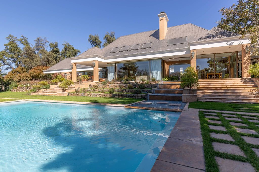 Luxury Detached House for sale in Vitacura, Santiago, Región