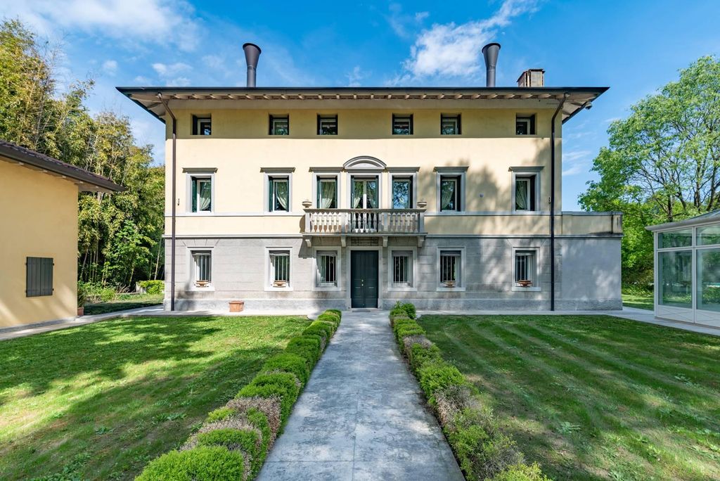 Esclusiva villa di 800 mq in vendita Porcia, Italia
