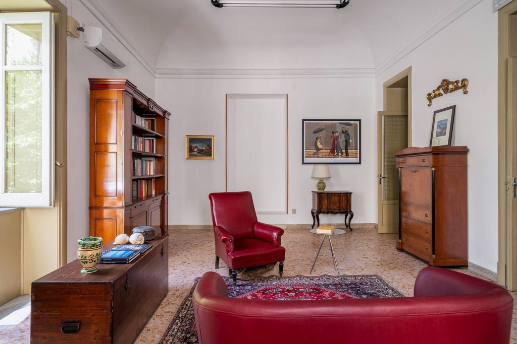 Appartamento di prestigio di 330 m² in vendita Palermo, Sicilia