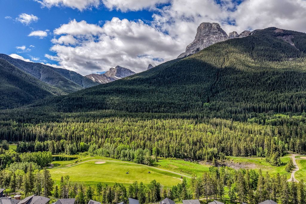 2 bedroom luxury Apartment for sale in Canmore, Alberta