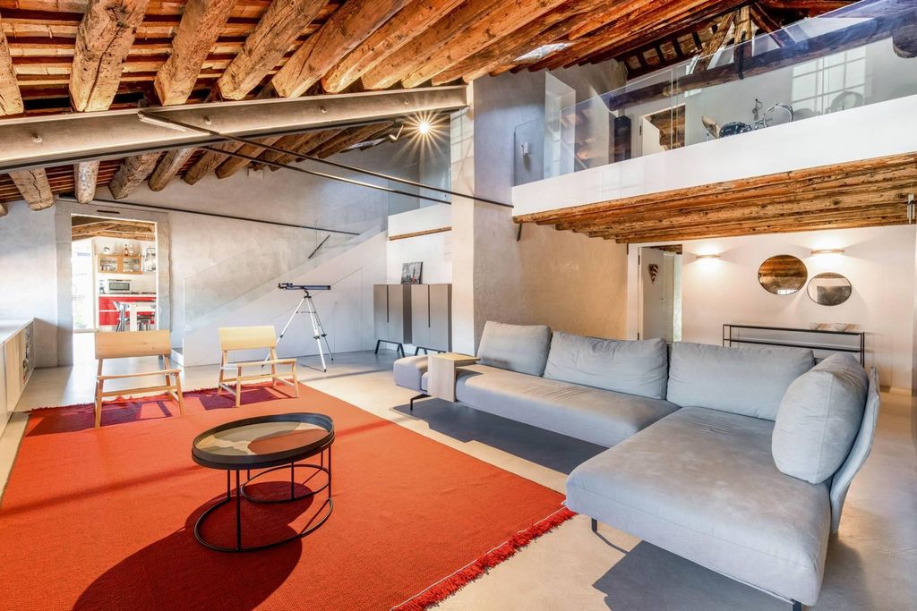 Appartamento di prestigio di 265 m² in vendita Pieve di Soligo, Italia