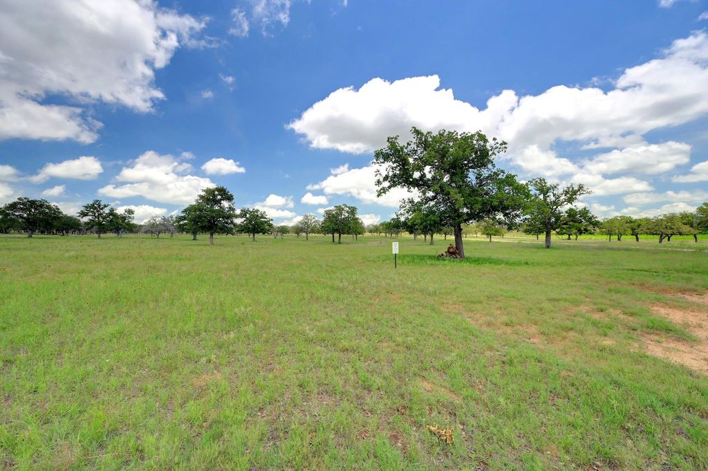 Building Land in Fredericksburg, Texas 129364635