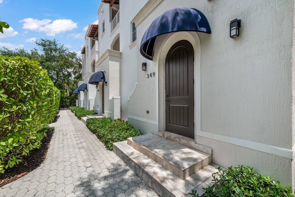 Престижный Коттедж в жилом комплексе в продажа Coral Gables, США