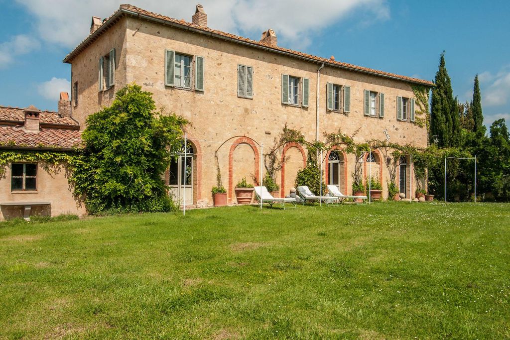 Lussuoso casale in affitto Montalcino, Toscana