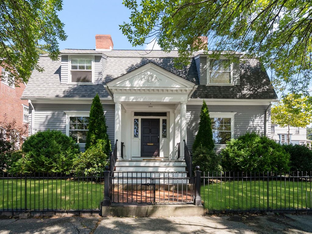 Luxury House for sale in 260 BOWEN ST, Providence, Providence County