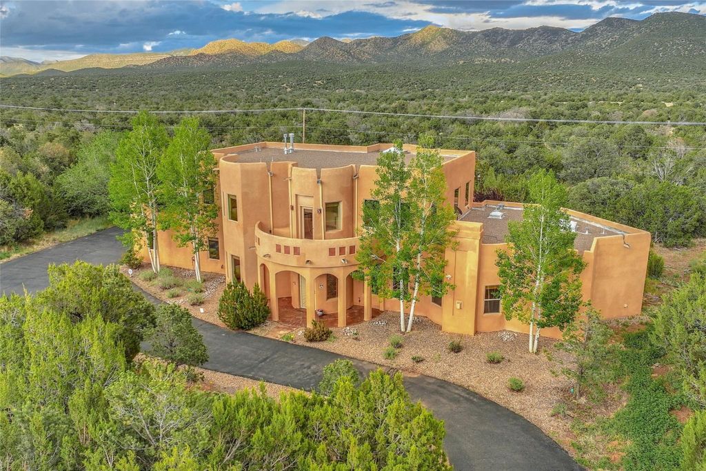 3 bedroom luxury Detached House for sale in Sandia Park, New Mexico
